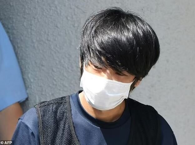 اولین جلسه محاکمه قاتل شینزو آبه به دلیل «شی‌ء ناشناس» در دادگاه لغو شد