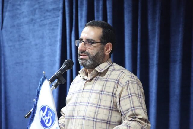 مسئولین باید پاسخگوی رسانهها باشند