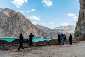 بازدید خبرنگاران از نقاط سیل‌زده جاده چالوس