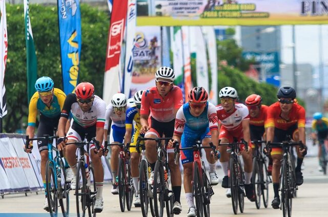 عکس آرشیوی است "صفرزاده" نفر نخست تایم تریل انفرادی کشور شد