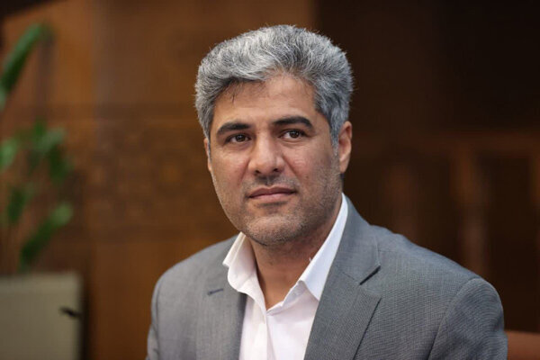 پورسلمان: دستور وزیر را اجرا میکنیم/ برای فلوره هم مربی خارجی میآوریم پورسلمان: دستور وزیر را اجرا میکنیم/ برای فلوره هم مربی خارجی میآوریم