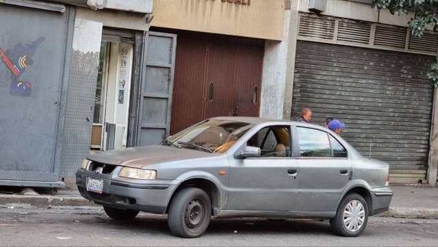 تهران و کاراکاس؛ برادرانهای با ۱۶ ساعت فاصله