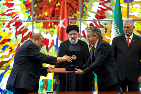 مراسم امضای ۶ سند و تفاهم‌نامه همکاری  دوجانبه ایران و کوبا در حضور روسای جمهور دو کشور
