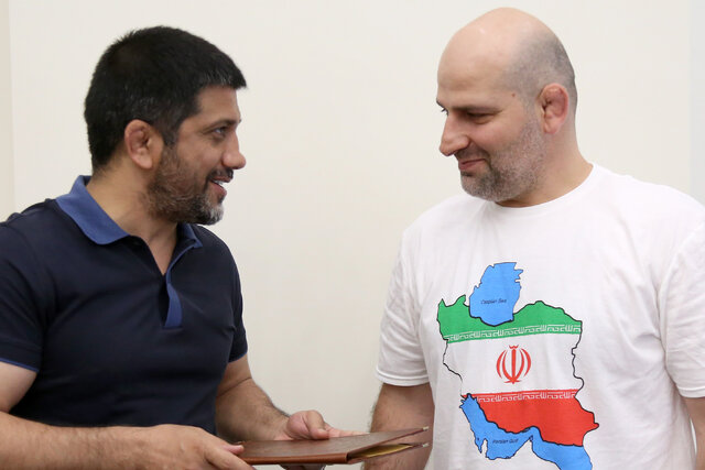 عیسیحاجیاف نماینده علیرضا دبیر و مامیاشویلی شد عیسیحاجیاف نماینده علیرضا دبیر و مامیاشویلی شد