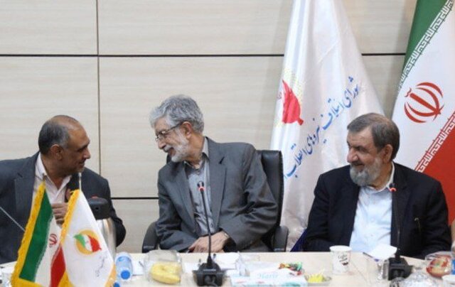 گفتوگوی وزیر پیشنهادی جهاد کشاورزی با محسن رضایی و حدادعادل گفتوگوی وزیر پیشنهادی جهاد کشاورزی با محسن رضایی و حدادعادل