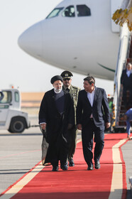 مراسم استقبال از رئیس جمهوری در بازگشت از آمریکای لاتین