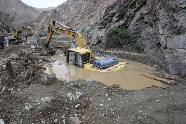 ماجرای قطعی آب در برخی مناطق تهران چه بود؟ ماجرای قطعی آب در برخی مناطق تهران چه بود؟