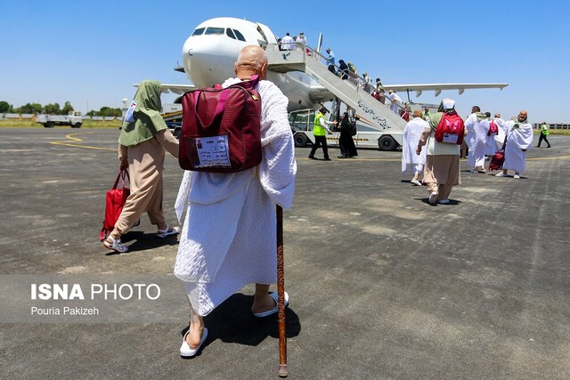 عکس تزئینی است هلال احمر معاینه حجاج زنجانی را آغاز کرد