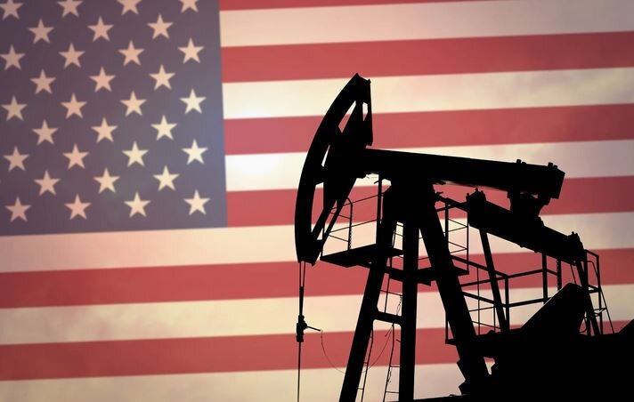 تولید نفت آمریکا برای پنجمین ماه کاهش می‌یابد