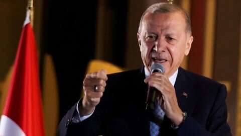 اردوغان در سومین روز تعطیلات عید قربان بسکتبال بازی کرد