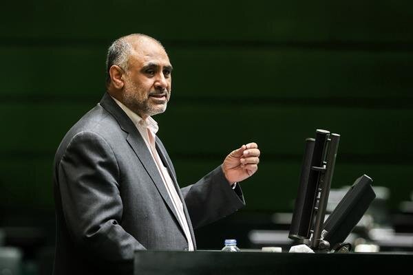 برخورد با مسئولان فاسد در سطوح مختلف/ محدودیتی برای سرمایهگذاری نداریم برخورد با مسئولان فاسد در سطوح مختلف/ محدودیتی برای سرمایهگذاری نداریم