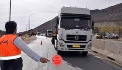 شناسایی و کشف ۸۲ تخلف اضافه تناژ در محورهای جنوب سیستان و بلوچستان شناسایی و کشف ۸۲ تخلف اضافه تناژ در محورهای جنوب سیستان و بلوچستان