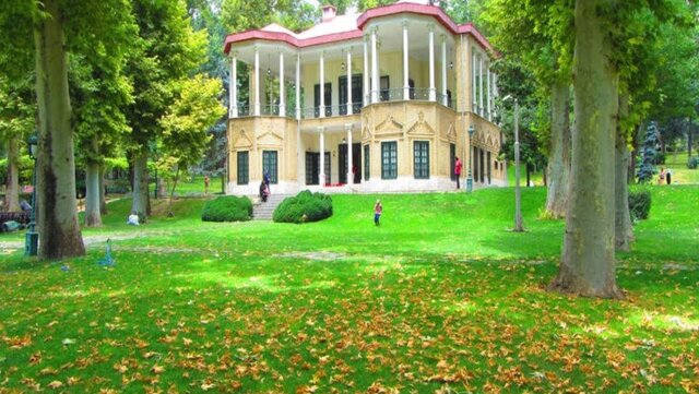 با مجموعه کاخهای تهران آشنا شوید