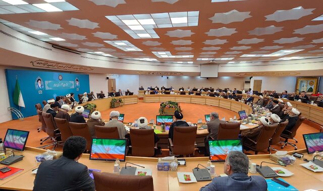 گردهمایی مشترک مدیران ستاد اقامه نماز و معاونین استانداران برگزار شد