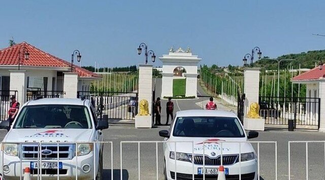 اردوگاه اشرف ۳ در آلبانی گوشمالی منافقین؛ بیوطنهای منفور