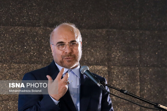 قالیباف: ملاک ورود افراد به گروههای جهادی را سلیقه آنها قرار ندهید قالیباف: ملاک ورود افراد به گروههای جهادی را سلیقه آنها قرار ندهید