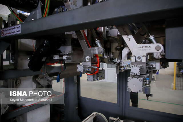 تجهیزات خطوط بسته بندی محصولات پتروشیمی برای نخستین بار در کشور بومیسازی شد