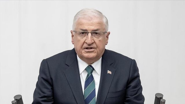 وزیر دفاع ترکیه: آنکارا و بغداد همکاریشان برای مبارزه با تروریسم را تقویت خواهند کرد وزیر دفاع ترکیه: آنکارا و بغداد همکاریشان برای مبارزه با تروریسم را تقویت خواهند کرد