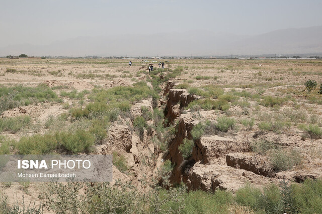 بیش از ۴۰ درصد خاک خراسان رضوی با مشکل شوری مواجه است بیش از ۴۰ درصد خاک خراسان رضوی با مشکل شوری مواجه است