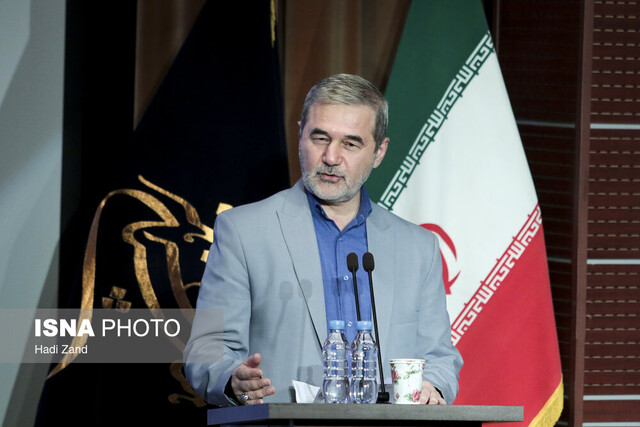 نامور مطلق: تنها آمدم و تنها میروم/ شاهحسینی: رویکردم سلیقهای نیست