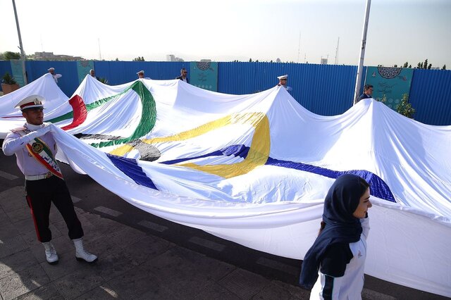 اهتزاز پرچم پنج حلقه در کمیته ملی المپیک+عکس