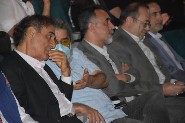 برای پولشویی کار نمیکنم