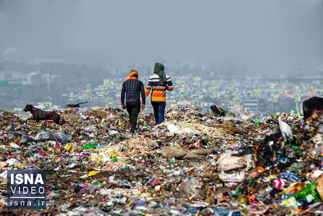 ویدیو/ ماراتن تولید زباله برای نابودی زمین! ویدیو/ ماراتن تولید زباله برای نابودی زمین!