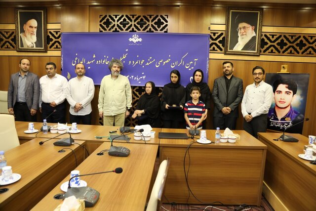 روایتی از نحوه شهادت حمیدرضا الداغی در مستند «جوانمرد» روایتی از نحوه شهادت حمیدرضا الداغی در مستند «جوانمرد»