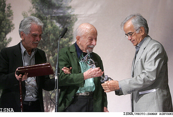 بزرگداشت مرحوم علی کسمایی جالی خالی پدر دوبله ایران