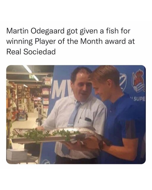 عجیبترین جوایز بهترین بازیکن زمین/ از دمپایی تا روغن موتور!