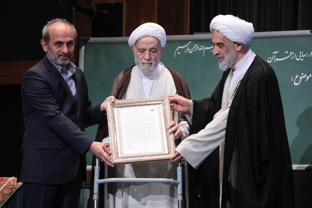 جبلی: حجتالاسلام قرائتی یک رسانه است/ قرائتی: آنتن تلویزیون را با خنده حلال گرفتم