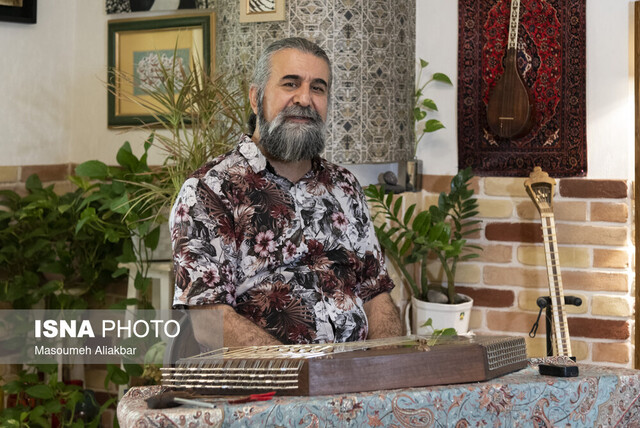 ماجرای خوانندهای که تظاهر به خواندن کرد به کجا کشید!