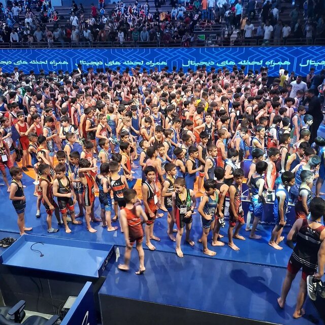 تصاویر دلگرمکننده از بچههای کشتیگیر