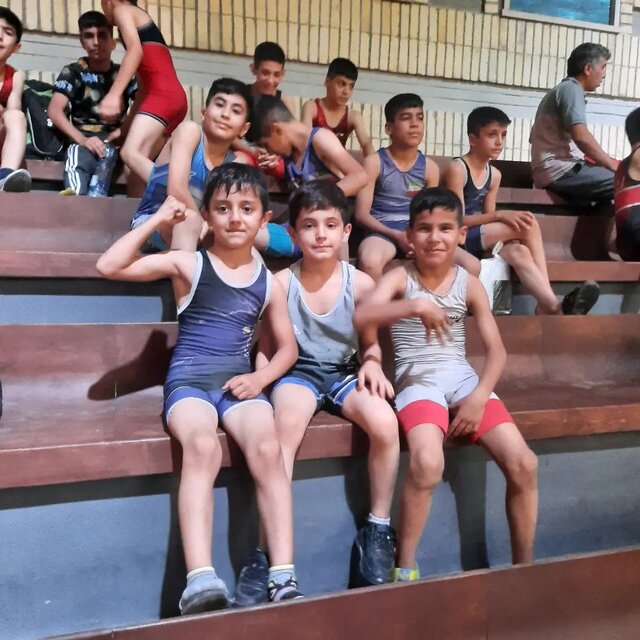 تصاویر دلگرمکننده از بچههای کشتیگیر