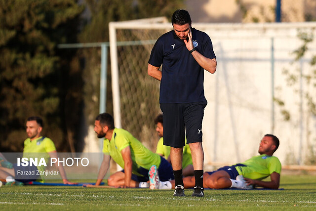 عکس آرشیوی و تزئینی است استقلالیها اعتصاب کردند