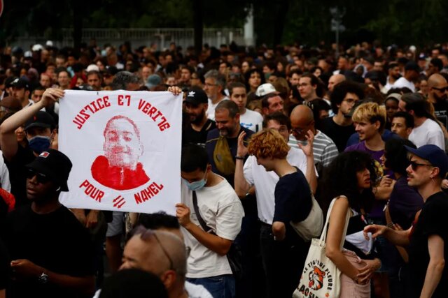 فرانسه بیش از ۱۷۵۰ تن از تظاهرکنندگان را به زندان محکوم کرد