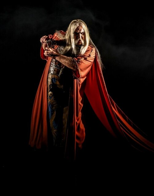 هر شب با «گشتاسب» چالش دارم