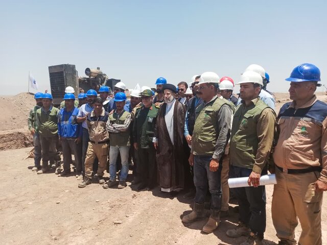 بازدید از پروژه آبرسانی به شهرهای کرمان و رفسنجان بازدید از پروژه آبرسانی به شهرهای کرمان و رفسنجان