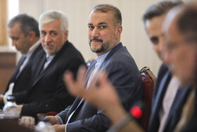 حمید سجادی و حسین امیرعبداللهیان در نشست مشترک وزیر امور خارجه و وزیر ورزش و جوانان