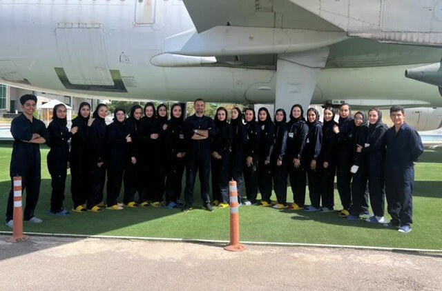 پایان آموزش دوره اول مهمانداران هواپیمایی «یزد ایر»