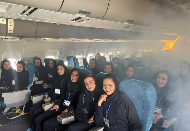 پایان آموزش دوره اول مهمانداران هواپیمایی «یزد ایر»
