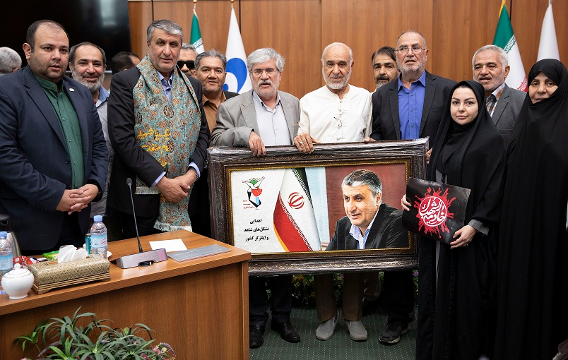 اسلامی: به زودی به قطب تولید و صادرات رادیودارو تبدیل میشویم