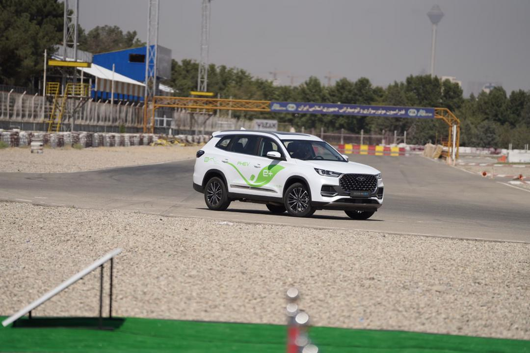 استقبال از تکنولوژی پلاگینهیبرید