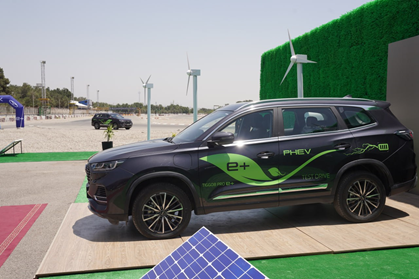 استقبال از تکنولوژی پلاگینهیبرید