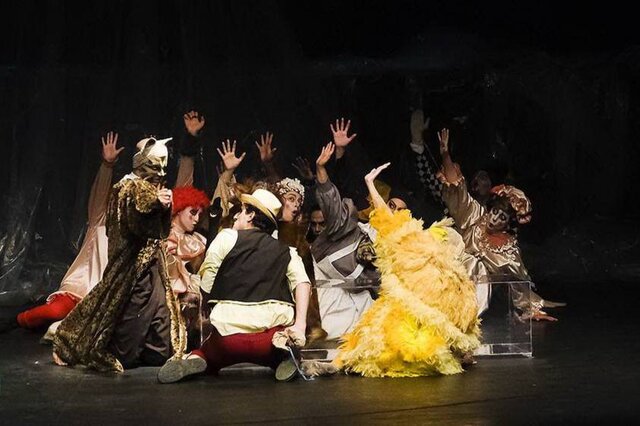 نمایش عروسکی مخاطب حرفهای تربیت میکند