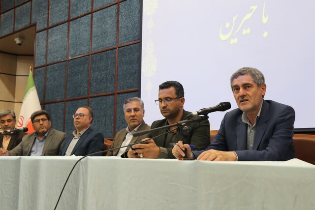 هفت مصوبه برای توسعه "گراش"/آبخیزداری با همراهی خیرین و سرمایهگذاران هفت مصوبه برای توسعه "گراش"/آبخیزداری با همراهی خیرین و سرمایهگذاران