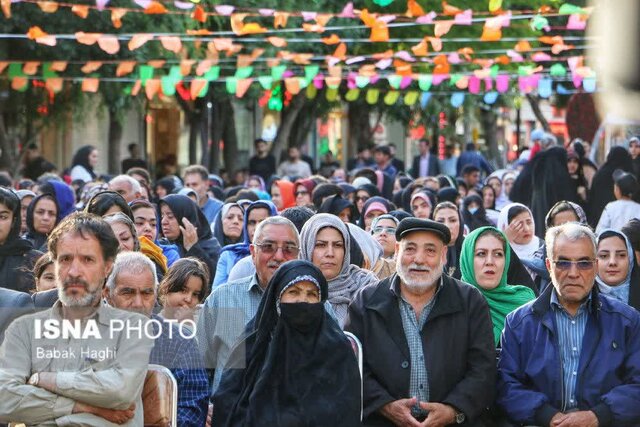 جشن عید غدیر خم در پیاده‌راه عالی قاپو اردبیل