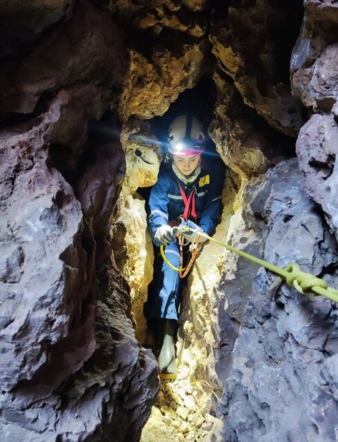 پیمایش غار "اَنگِره مینو" فارس توسط غارنوردان خوزستانی