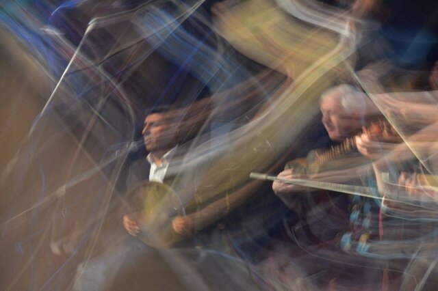 عکس تزئینی است این هنرمندان شرکت در عروسیها را از دست دادهاند!