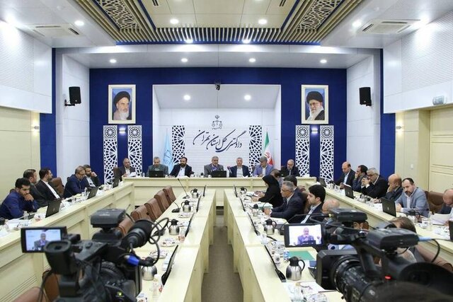 ساخت و سازها شهروندان تهران را از یک فضای استاندارد زندگی محروم ساخته است